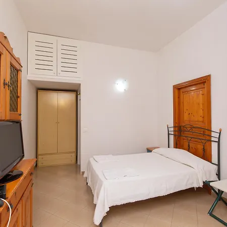 Apartahotel Tina Forio di Ischia