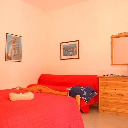 Tina Forio di Ischia